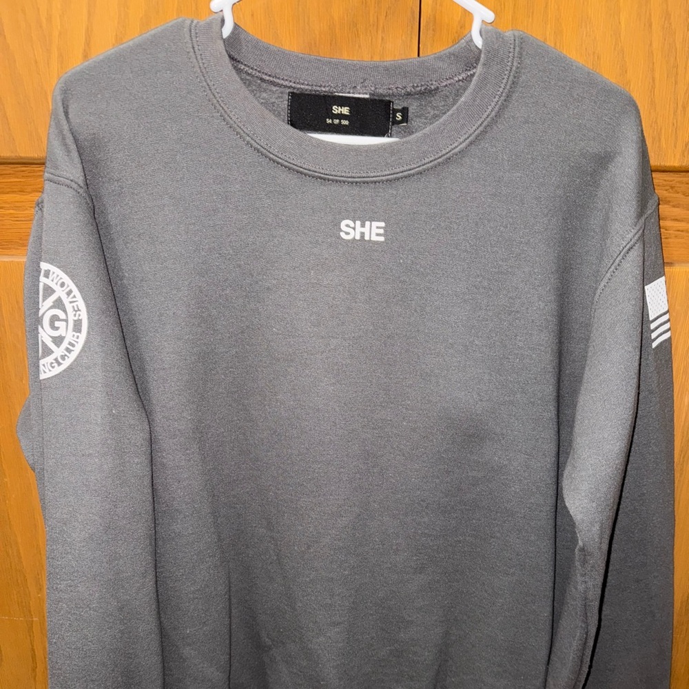 Grey darc sport crewneck